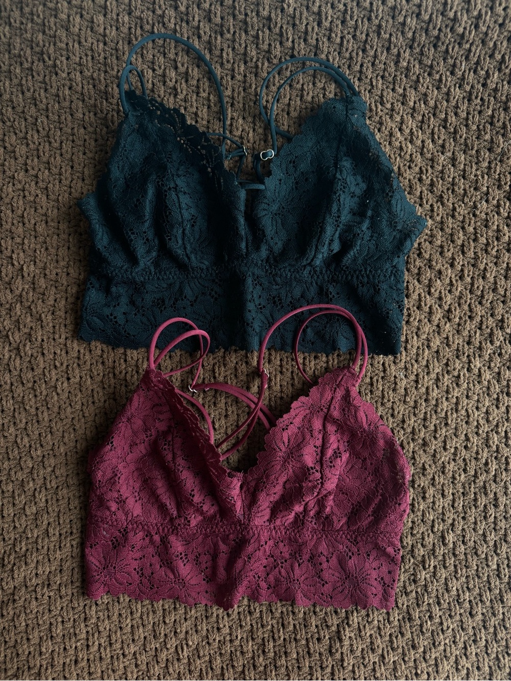 Lace Bralette Crop Top - Black & Wine